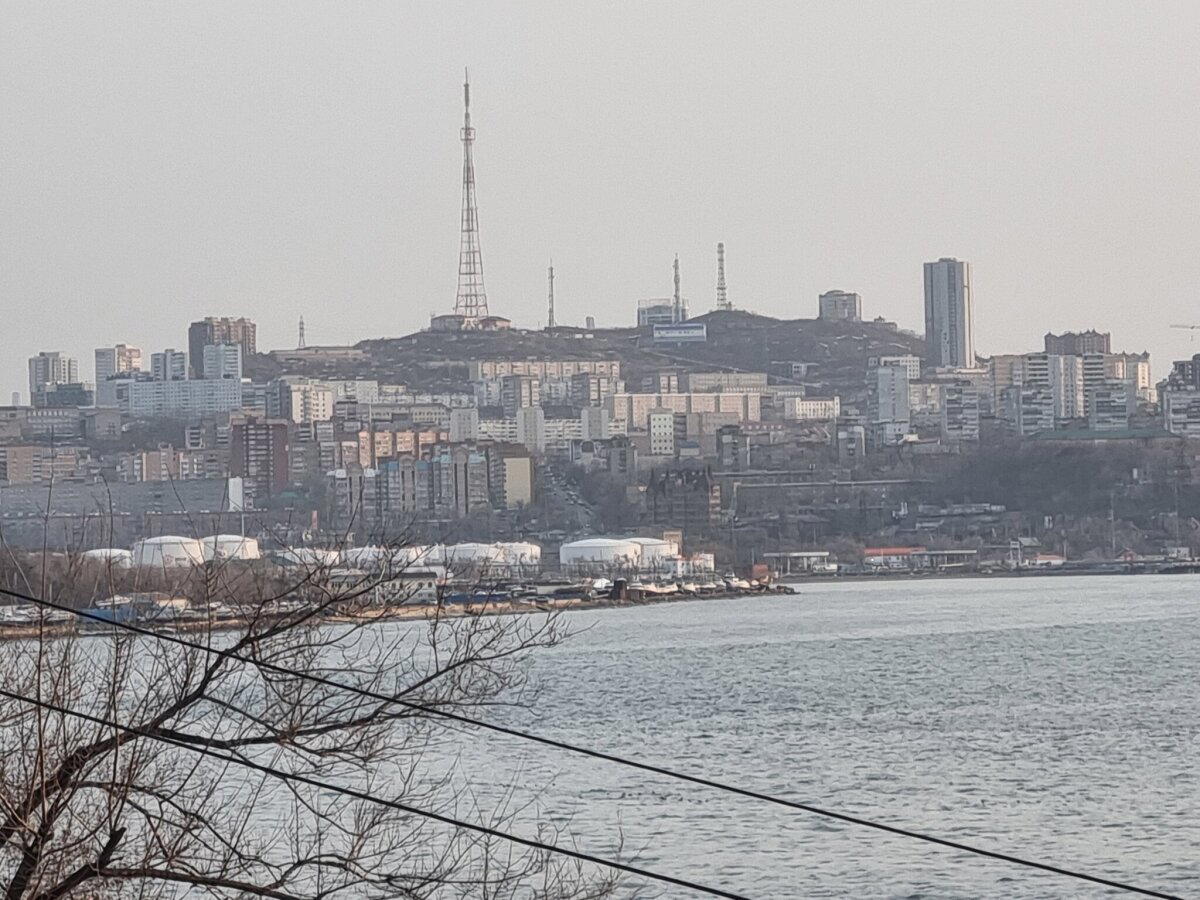 Незнаю что здесь происходит, но я с вами