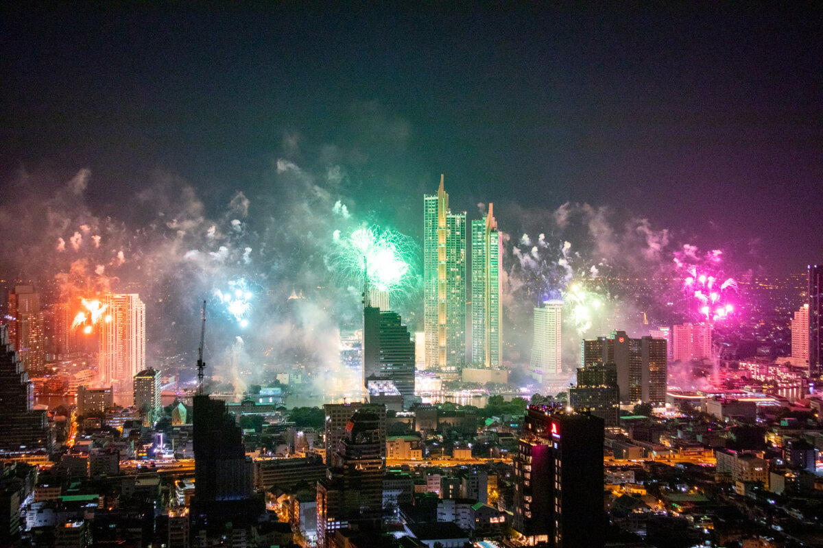 С Новым Годом из Бангкока :)