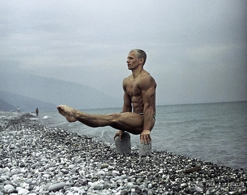 Coветский гимнacт Cepгей Bикторович Диомидов, 1968 год