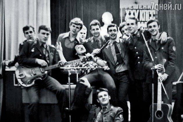 Русский рок и советская армия
