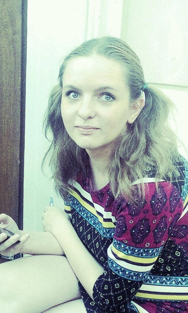28 лет