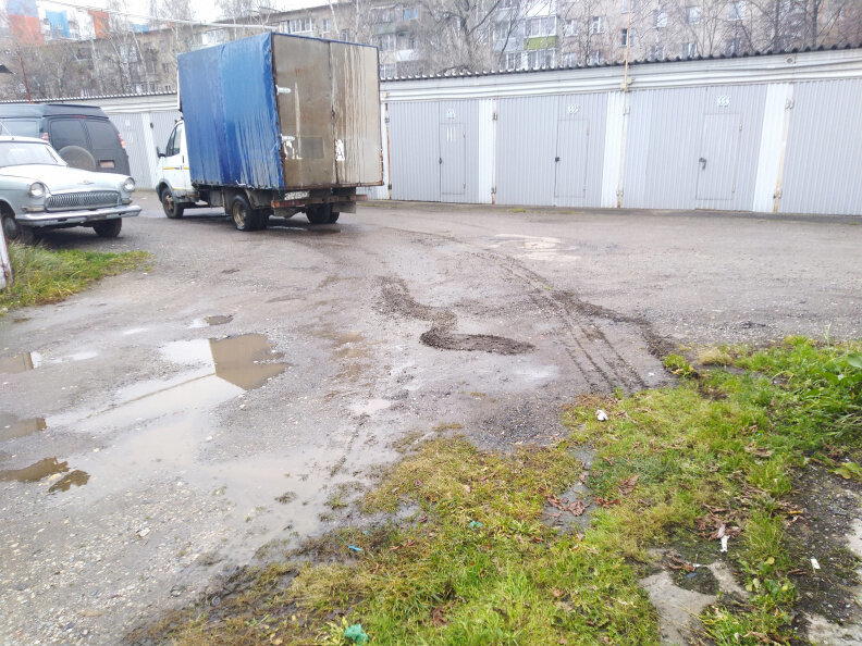 Не грози чужому гаражу, попивая сок у себя дома.