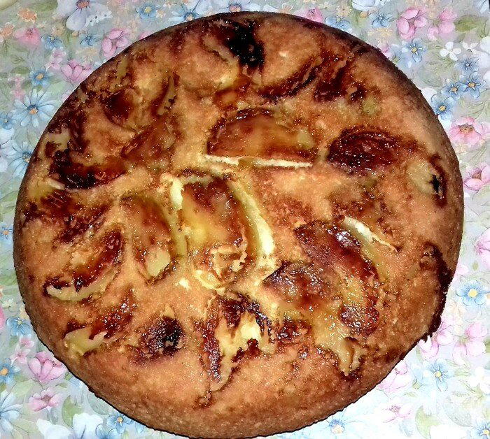 Пирог с яблоками