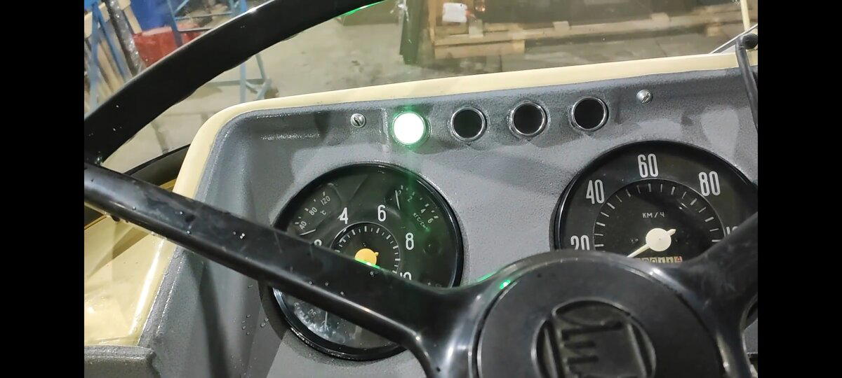 Замена панели предохранителей в автобусе ЛиАЗ-677. Проект "Лёня" завершён!