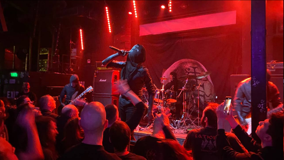 Gaerea в Салониках, или сказ о том, как Ирландец на black-metal концерт ходил