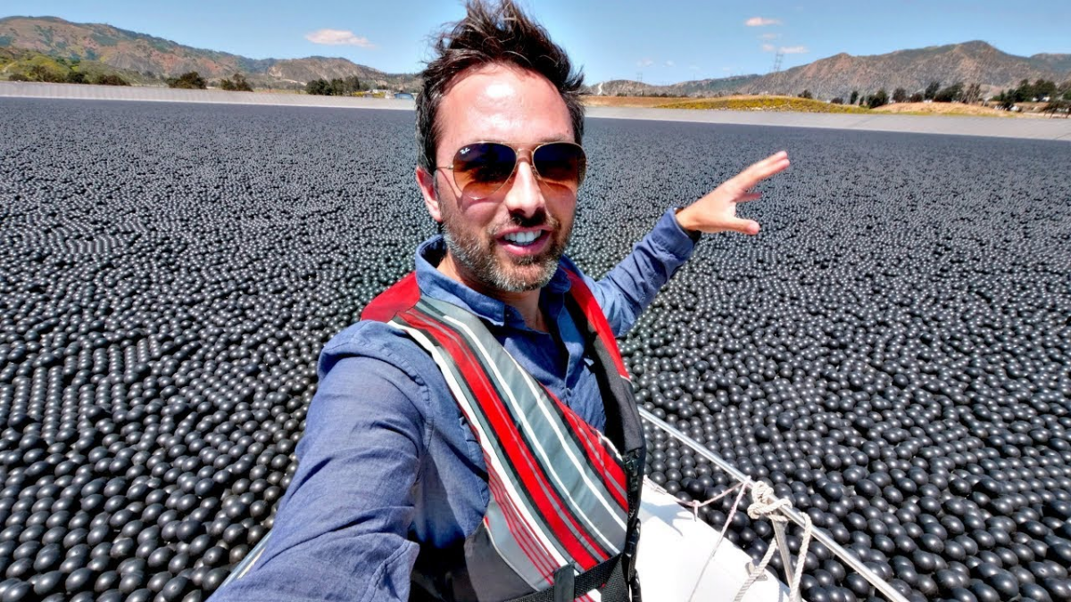 Derek Muller