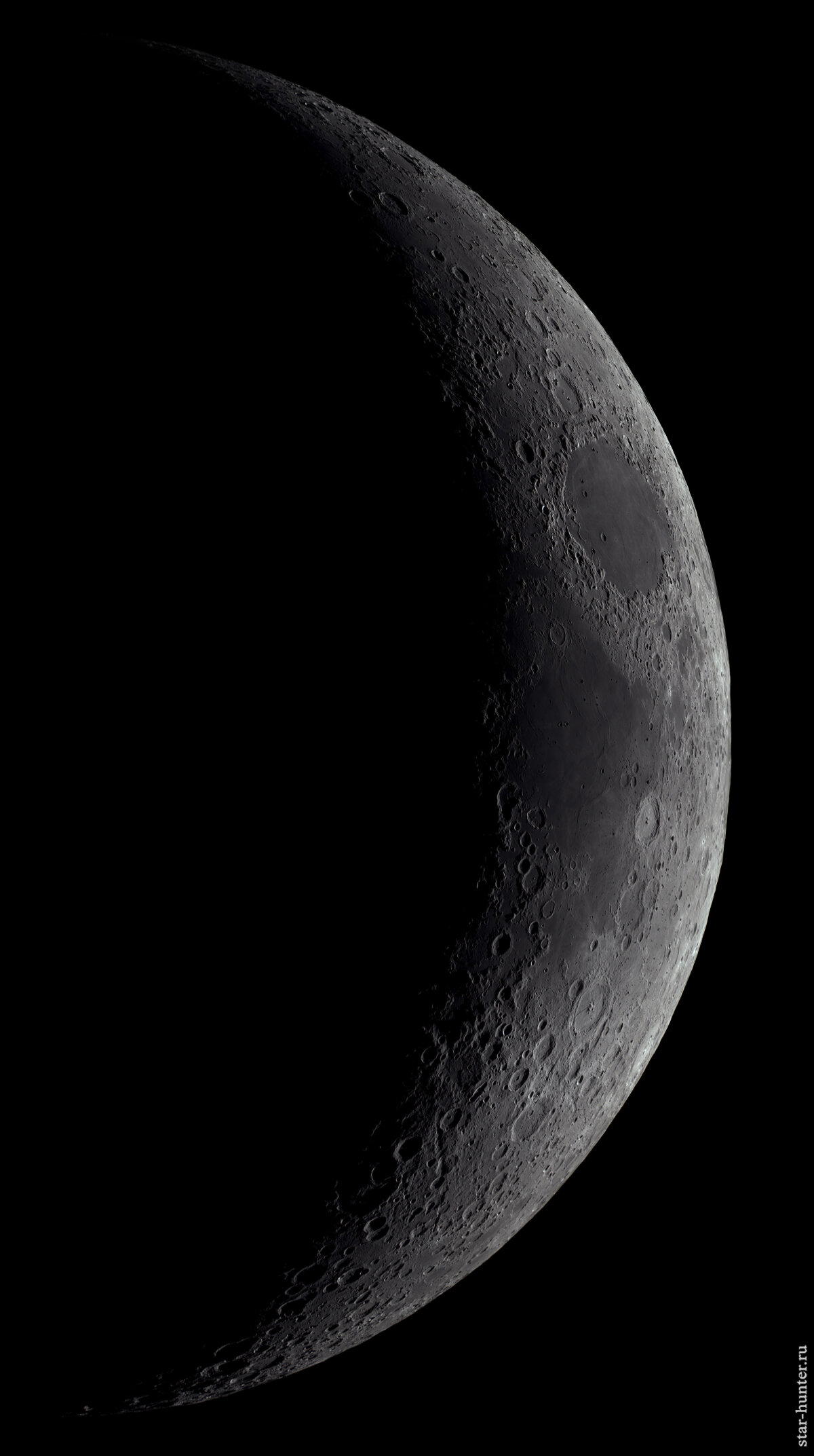 Луна, 22 июня 2023 года