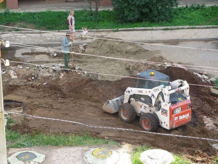 О людях, трубах, канавах и работе...