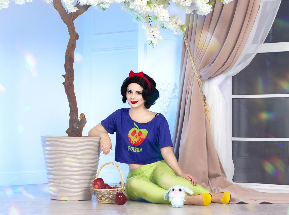 Snow White cosplay | Ralph breaks the Internet