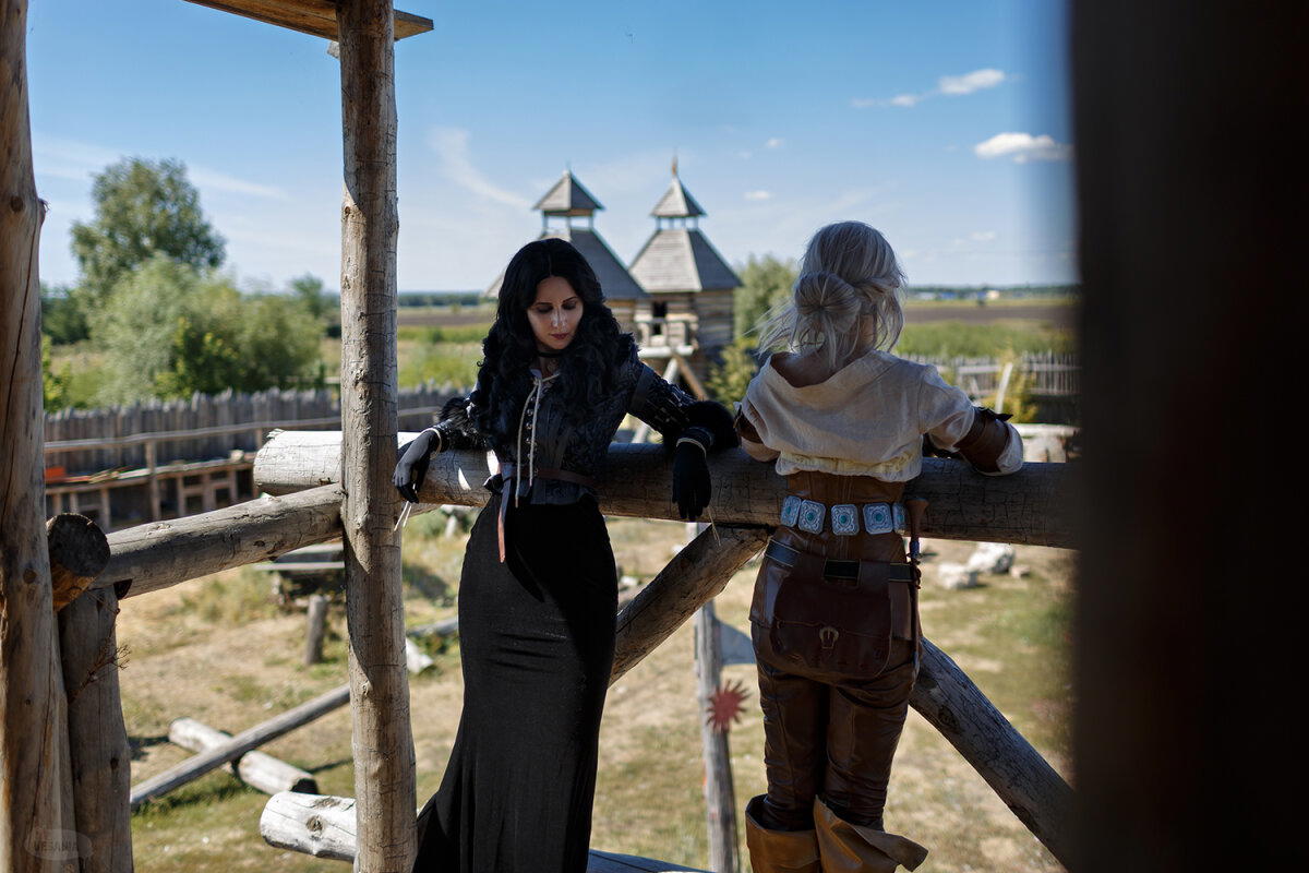 Yennefer and Ciri cosplay | Named daughter
