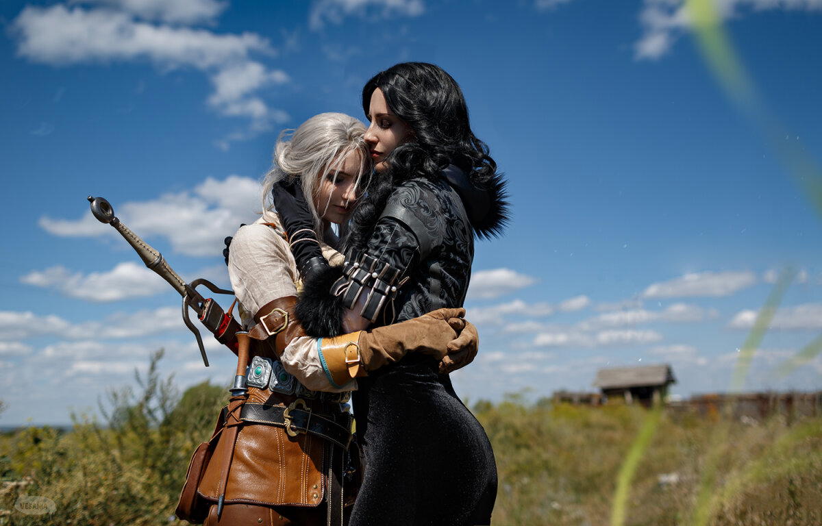 Yennefer and Ciri cosplay | Named daughter