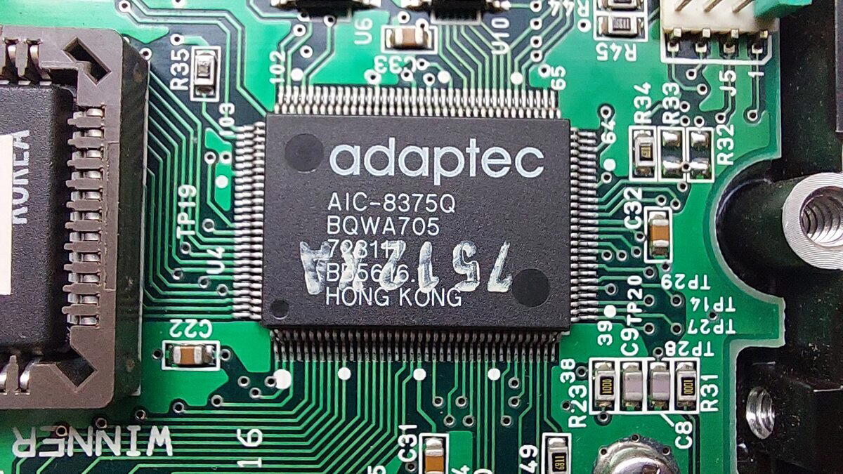 Adaptec AIC-8375Q