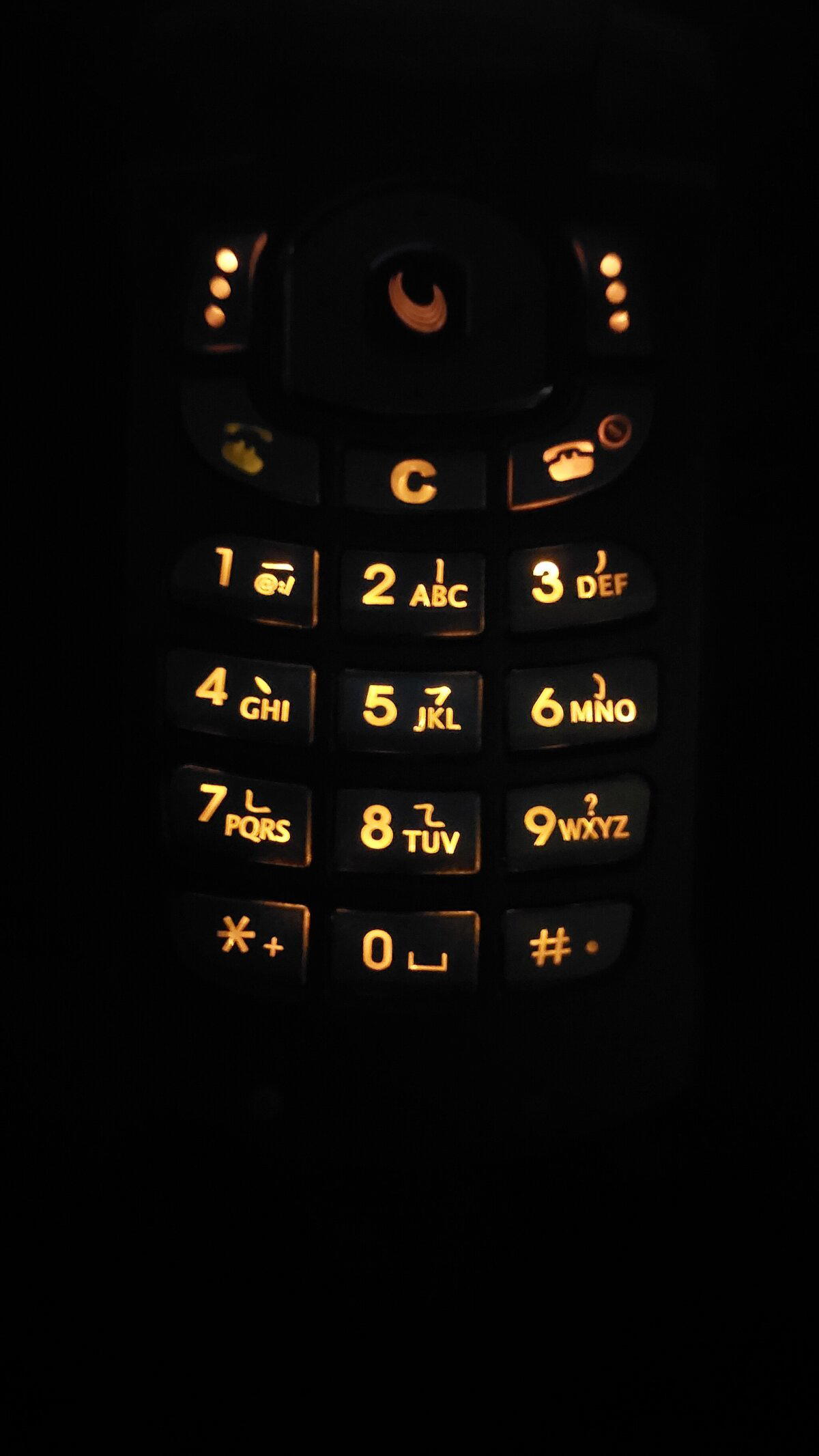 Телефон ZTE C880 под забытые сети CDMA