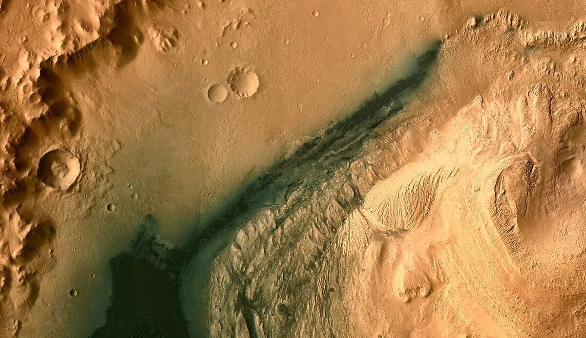 Снимок от орбитального аппарата NASA MRO / © NASA/JPL-Caltech/University of Arizona