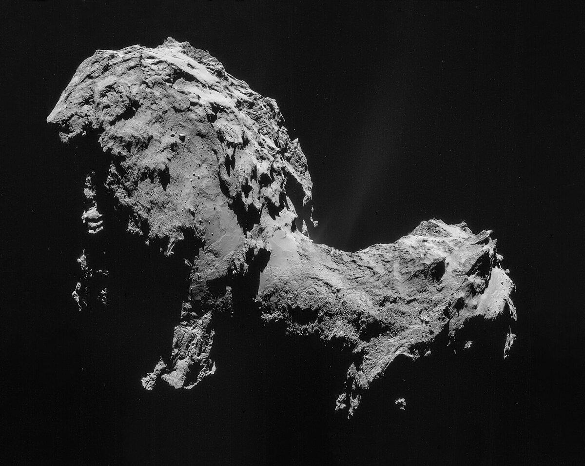 Комета 67P/Чурюмова — Герасименко, запечатленная 19 сентября 2014 года космическим аппаратом ESA "Розетта" / © ESA/Rosetta/NAVCAM