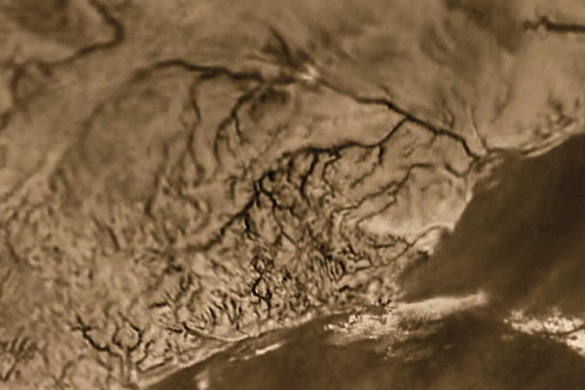 Реки за пределами Земли... невероятно / © ESA/NASA/University of Arizona