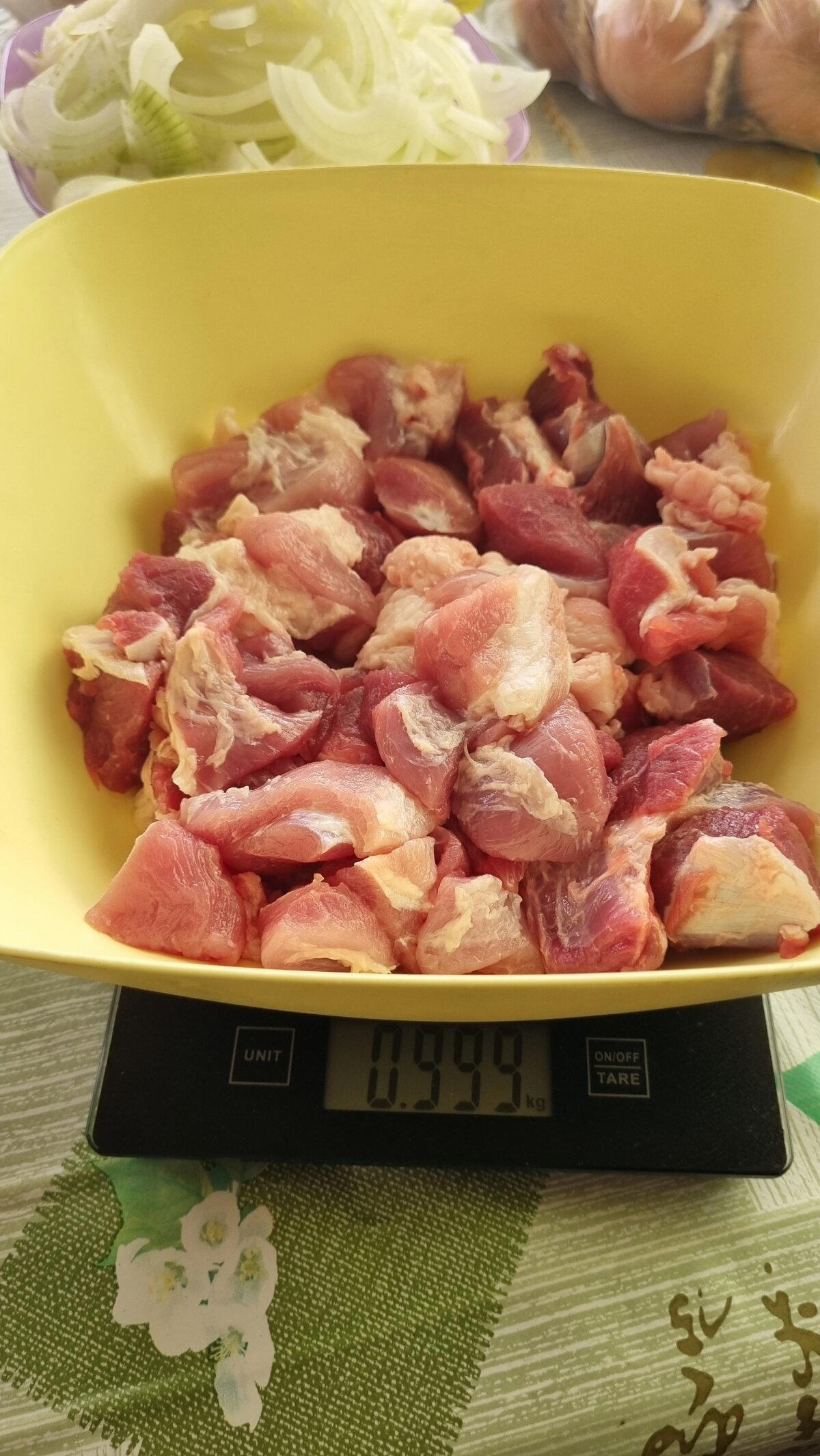 Кубики 2х2х2 примерно. Можно и крупнее