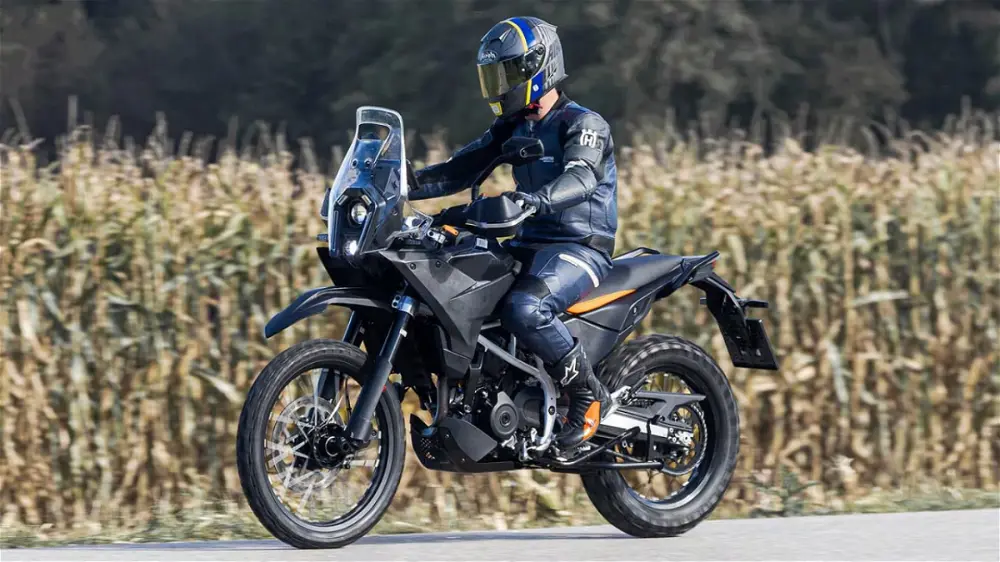 KTM 390 Adventure - больше внедорожности