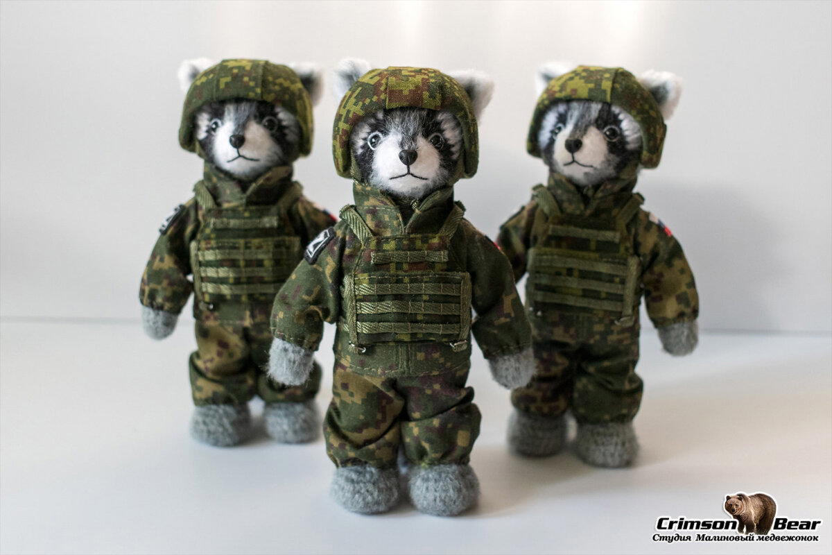 Военные еноты