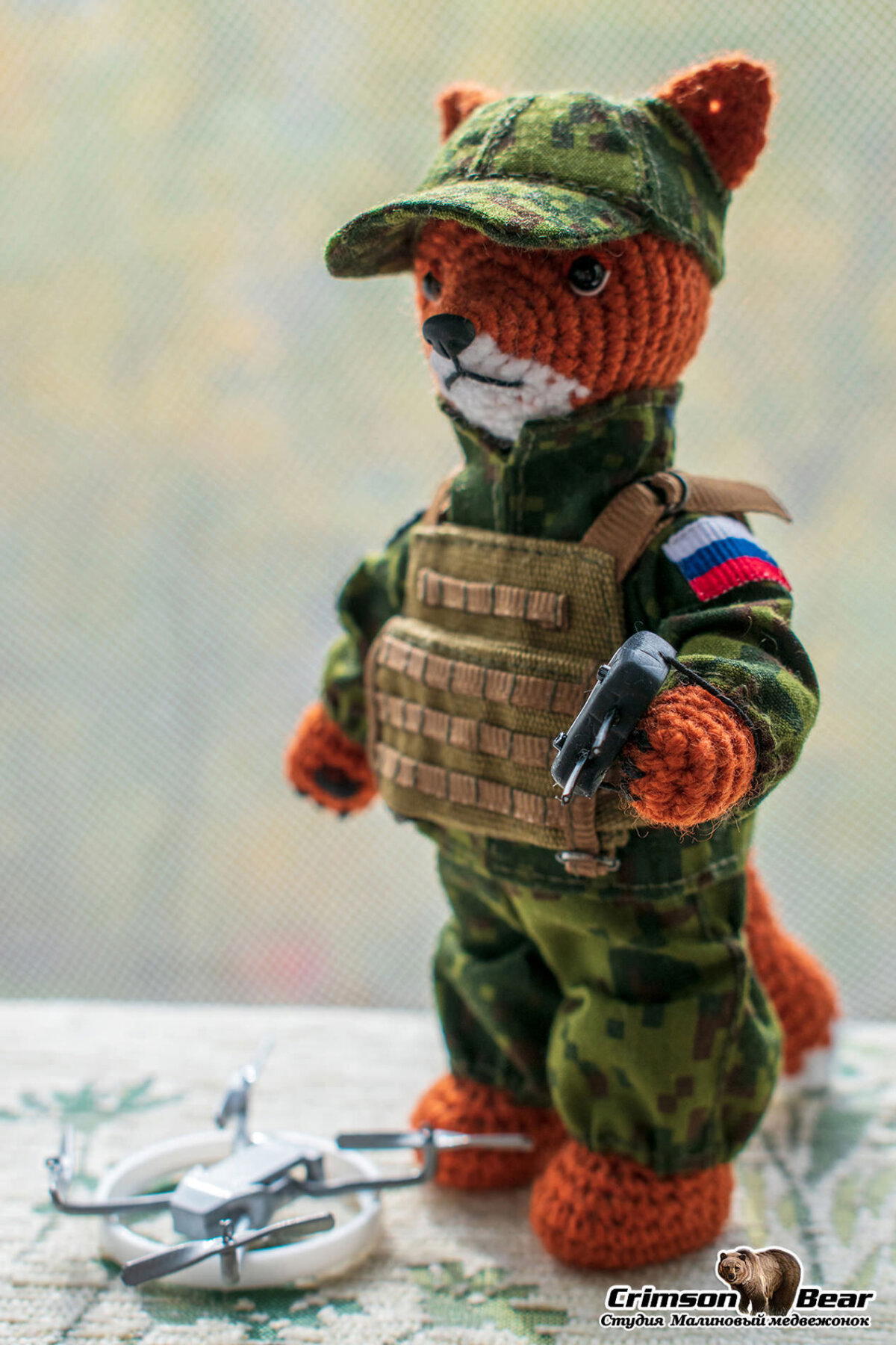 Разведчик с коптером
