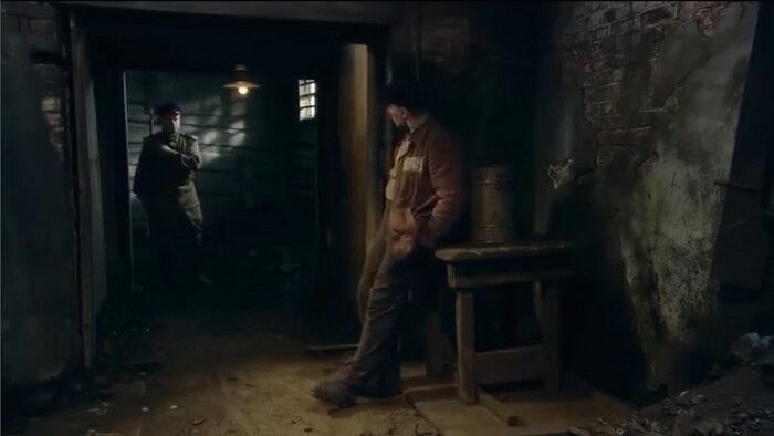 Сериал 2011 года "Отрыв". Третья серия. Хитрый план Петрова по спасению Кузьминой от домогательств злобного Скляра