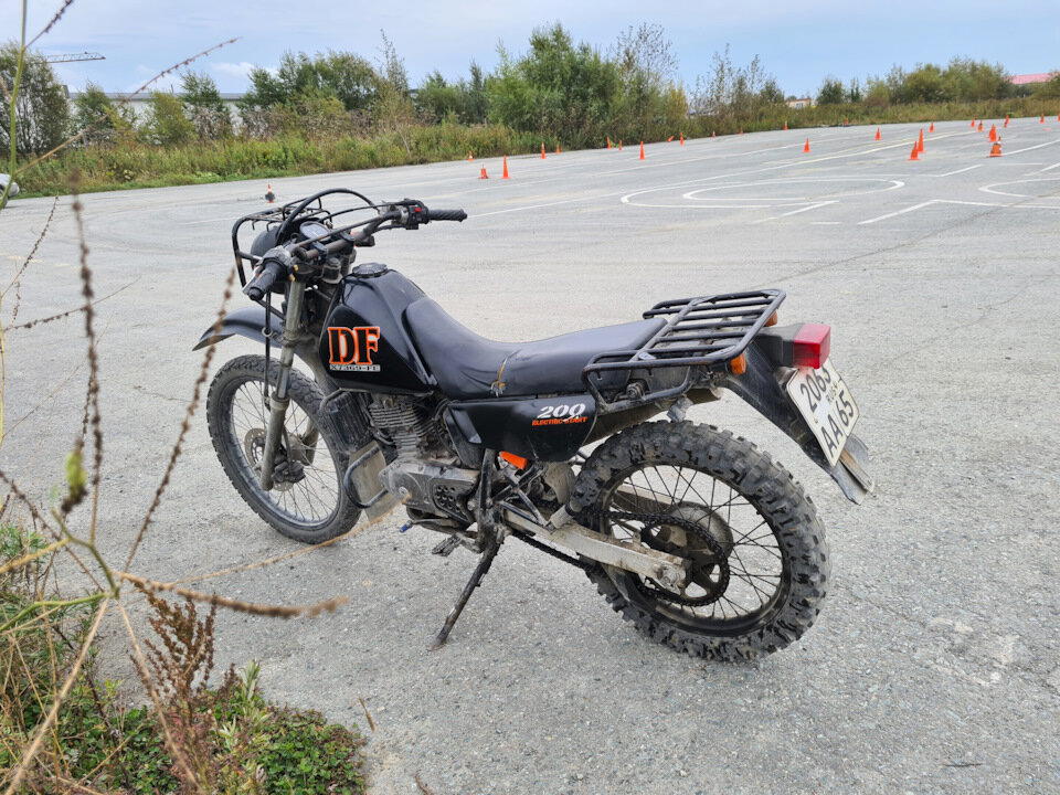 Suzuki Djebel 200