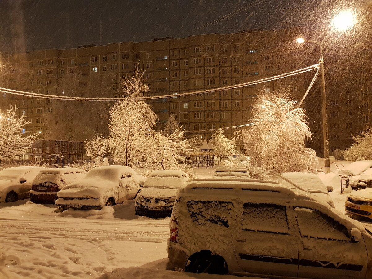 В Москве навалило