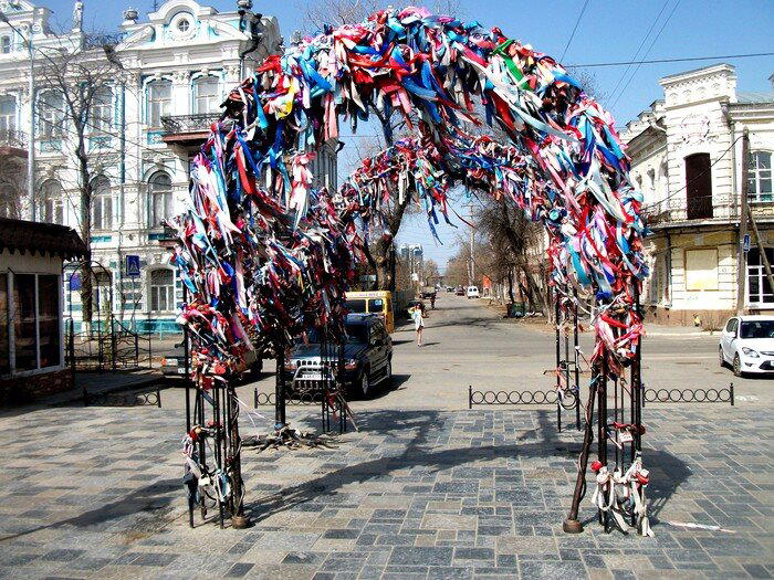 Мост влюблённых. Астрахань
