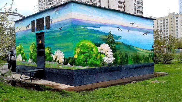 А в Митино знают, что стены домов украшает...