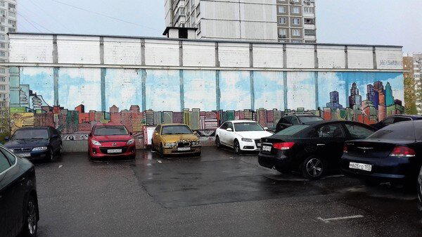 А в Митино знают, что стены домов украшает...