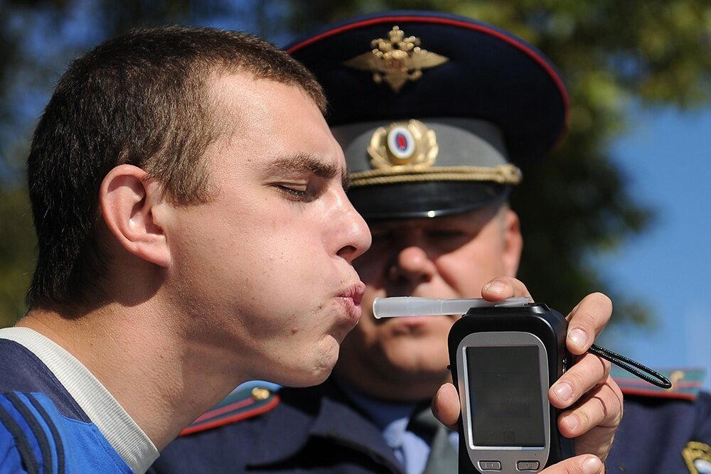 Водителя лишили права управлять автомобилем на 1,5 года за лекарства в крови И он дошел до Верховного суда!
