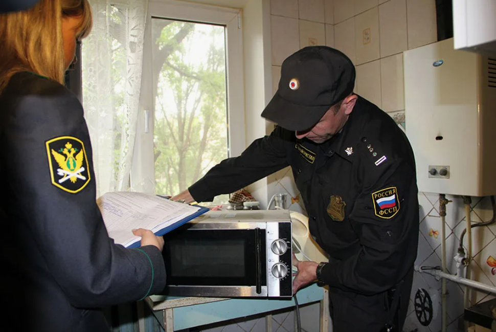 Имущество бедных россиян с долгами можно будет купить за полцены