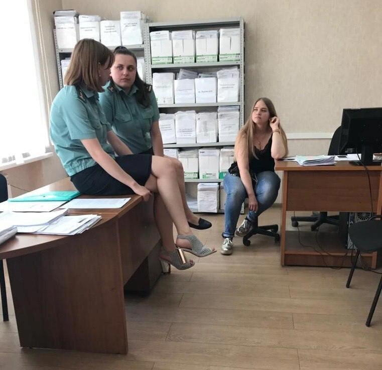 Сбербанк обратился в суд, требуя возместить ему за счет государства ущерб, причиненный ошибкой судебного пристава-исполнителя