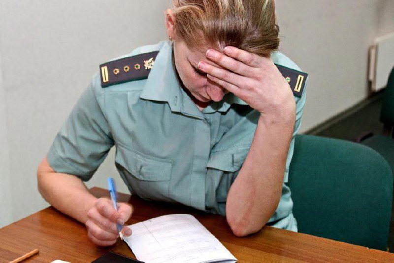 В каких случаях можно взыскать вред, причиненный действиями или бездействиями судебных приставов?
