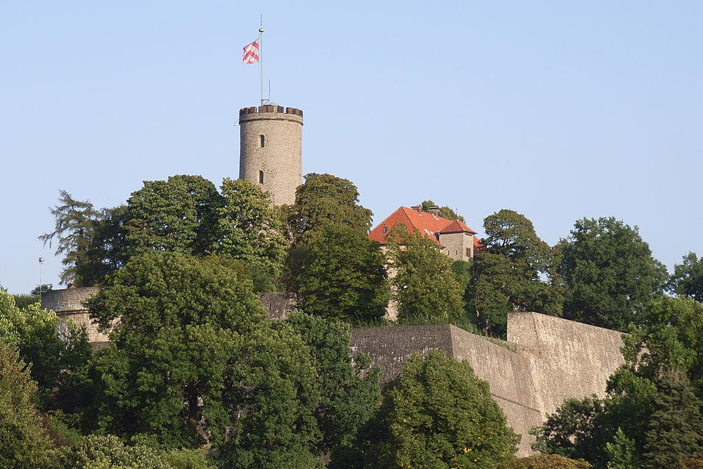 Крепость Шпаренбург (Sparrenburg), Билефельд, Германия