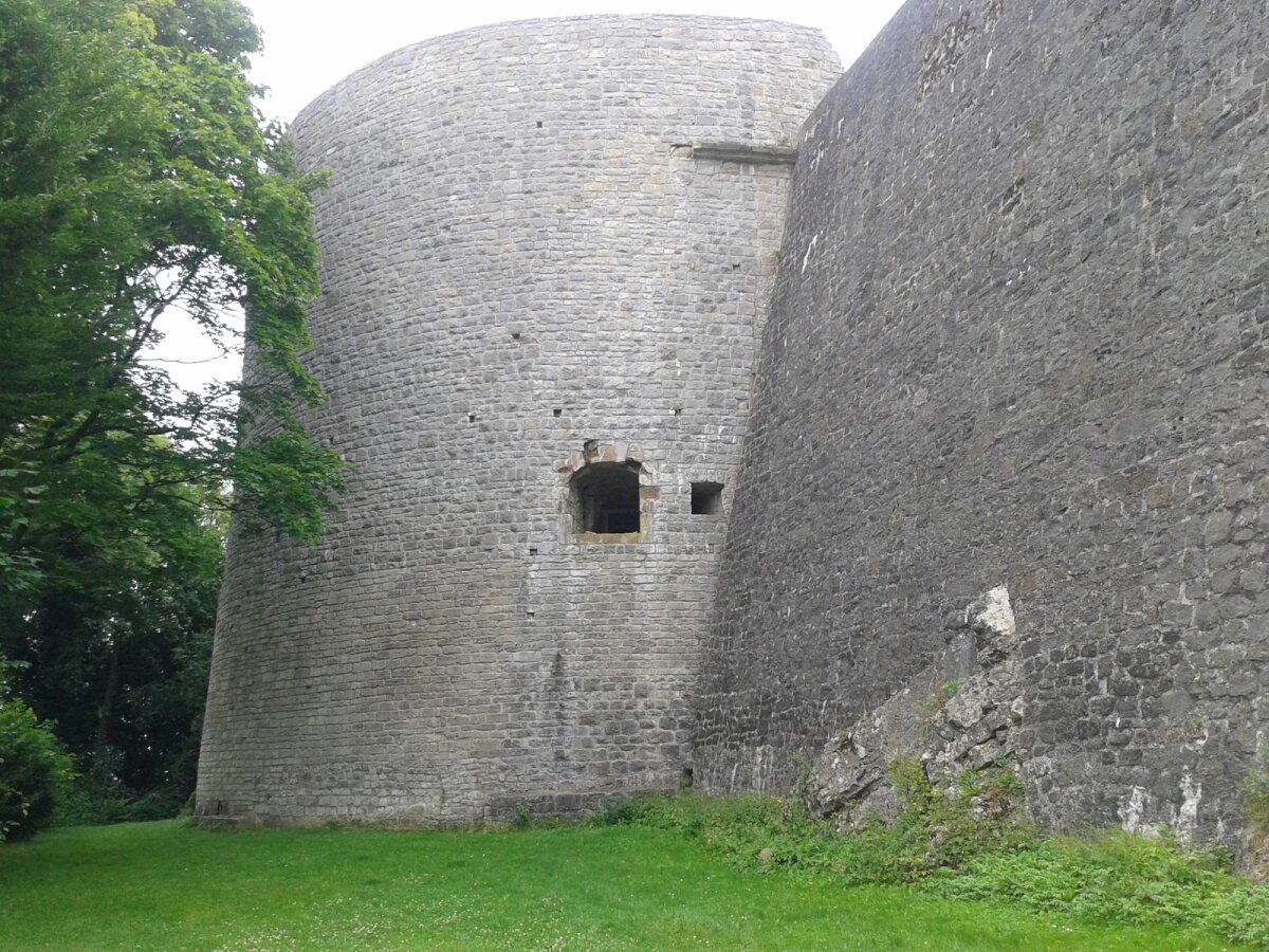 Крепость Шпаренбург (Sparrenburg), Билефельд, Германия