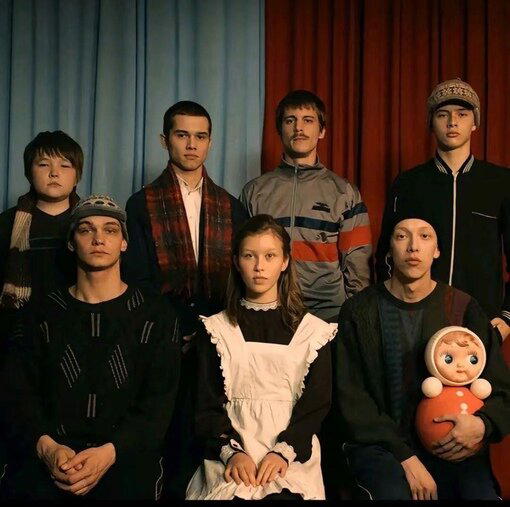 Сериал «Слово пацана» действует на психику детей разрушающе, считает детский омбудсмен Татарстана.