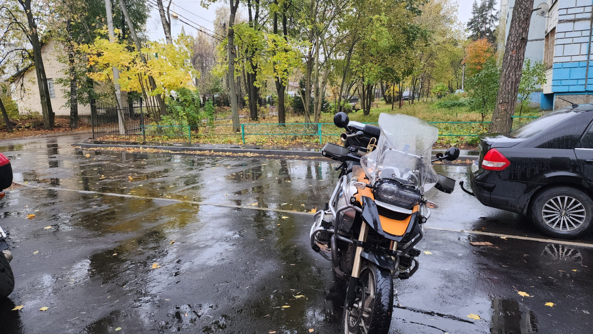 Три шага от дома - Дождь и храм