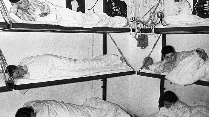 "Обобществление детей" в кибуцах продолжалось вплоть до 1970-х, когда еврейские мамы взбунтовались против этого