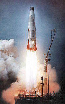 Старт со "стола" ракеты SM-65B (источник https://ru.wikibrief.org/wiki/SM-65_Atlas)<br>