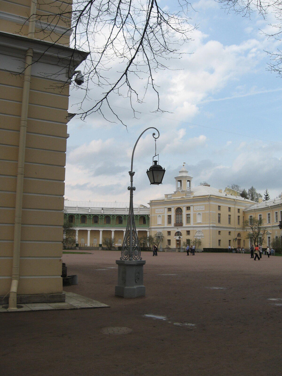 Фонарик.