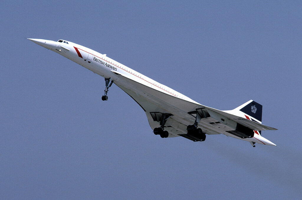 Красавец Конкорд способен 128 человек разогнать до 2 158 км/ч. запас хода 10 тысяч
