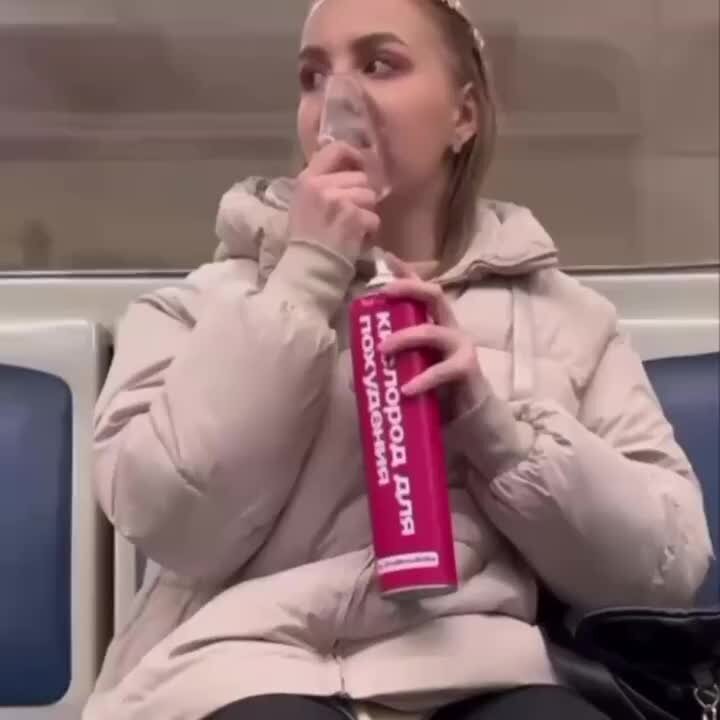 Тут я не могу найти красивое лаконичное описание картинки.