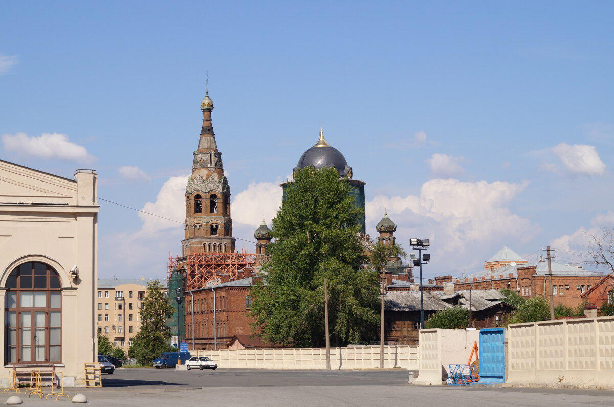 Храм Воскресения Христова. Начало реконструкции. Август 2014.
