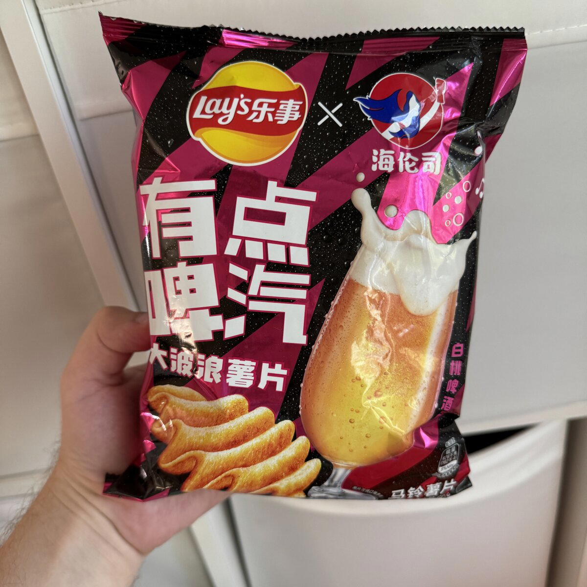 LAY’S со вкусом крафтового пива и крафтового пива с персиком. А вы пробовали?⁠⁠