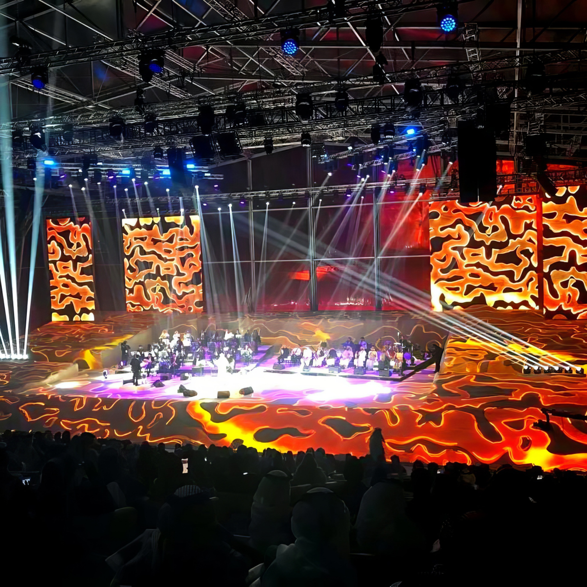 🔥 Maraya Concert Hall - зеркальный кубоид площадью 5000 кв.м. на 500 зрителей.