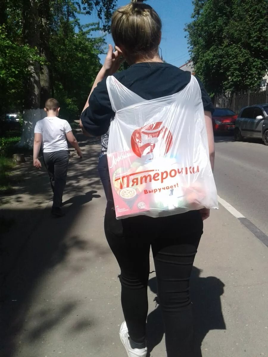 🌍 Хроники 23 апреля. Столица Греции окрасились в оранжевый цвет.