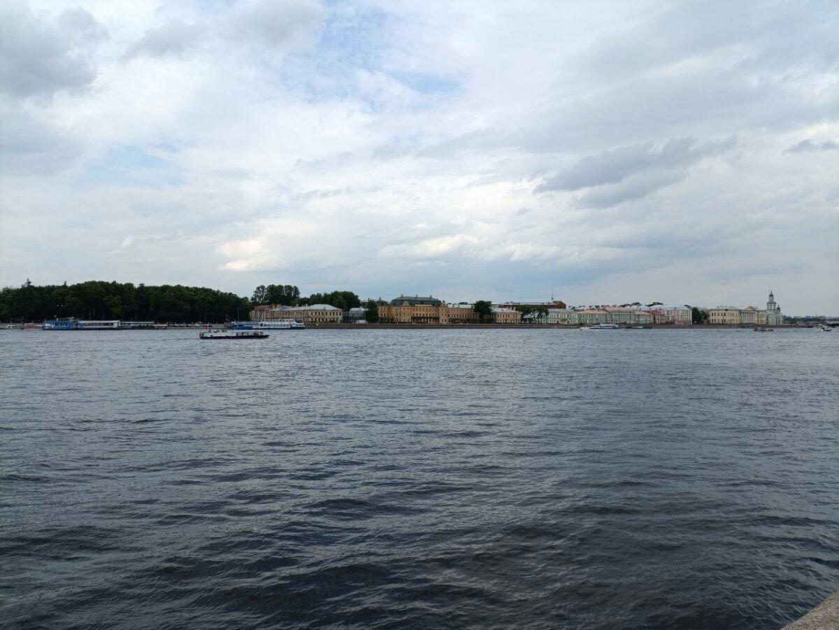 Вода и солнце, день чудесный. Фото.