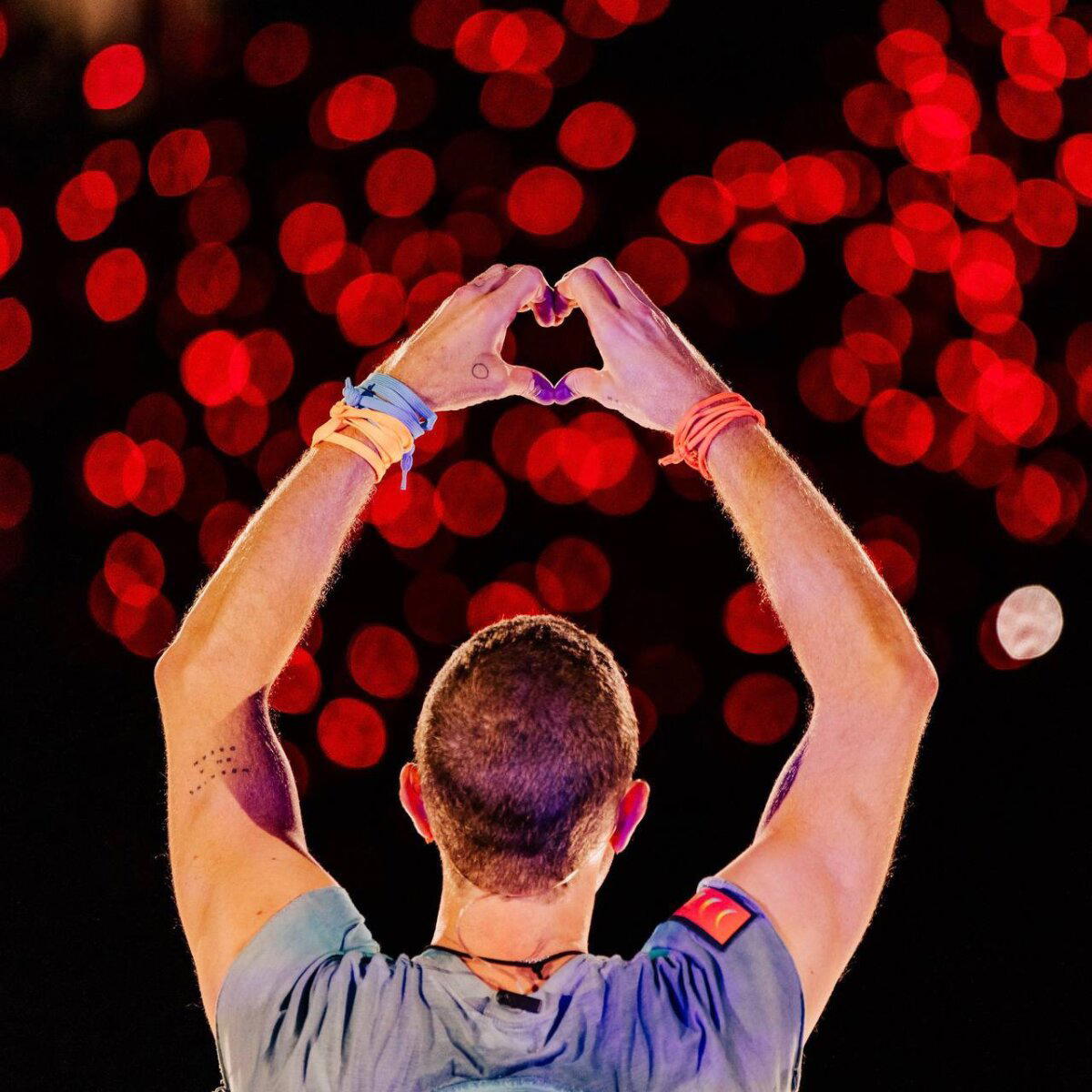 Coldplay снизили процент выбросов углекислого газа от концертов на 59%
