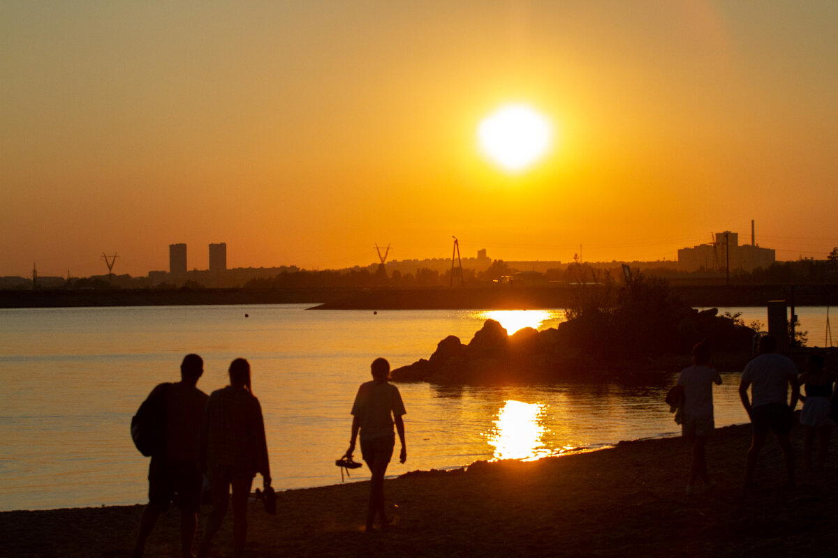 Жаркий закат